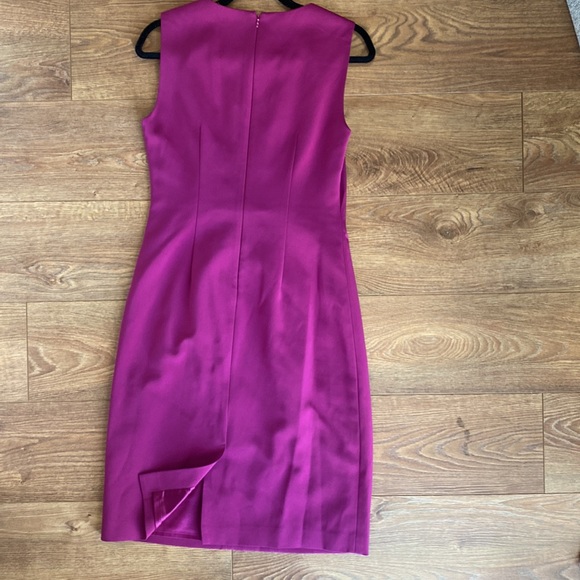 Ellie tahari just above the knee dress size 8. - Picture 4 of 5